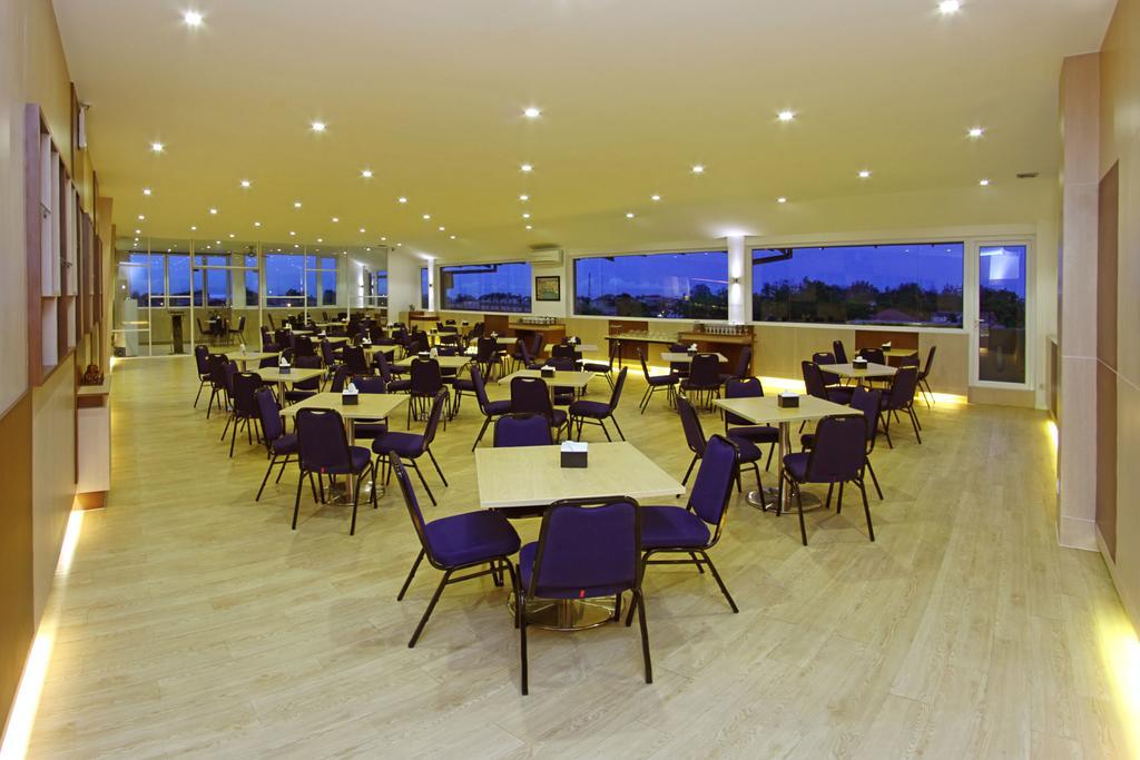 Ion Hotel Паданг Екстер'єр фото